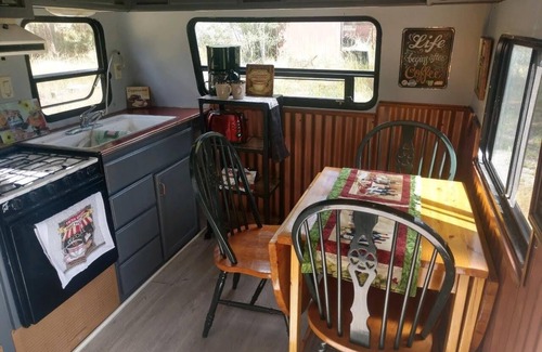 Ronan Casa | Nicely remodeled camp trailer five minutes drive from Flathead Lake