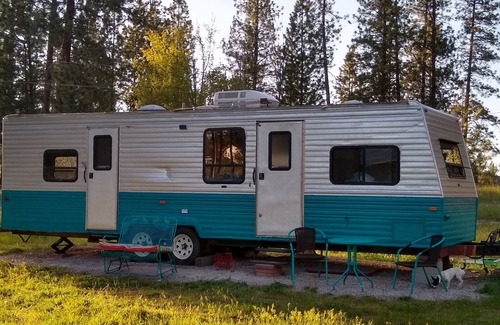 Ronan Casa | Nicely remodeled camp trailer five minutes drive from Flathead Lake