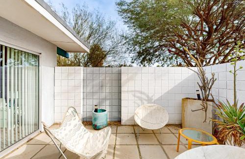 Racquet Club South Casa | Nicola Modern - 68794