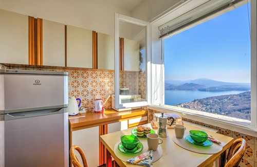 Levo Apartamento | Nicoletta's Lake View Stresa