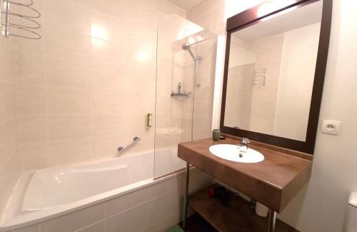 Pont-Aven Apartamento | Nid d'Aven Charmante maison, piscine de février à octobre 1-6p dans résidence
