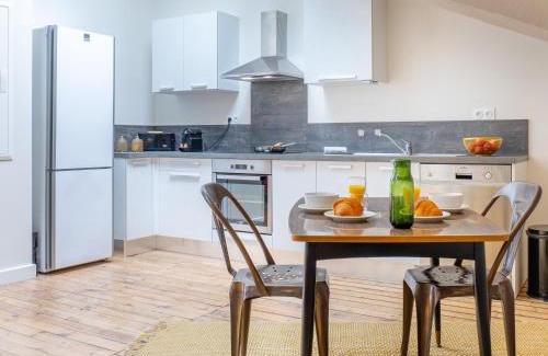 Romans-sur-Isere Apartamento | Nid douillet climatisé et lumineux, proche centre