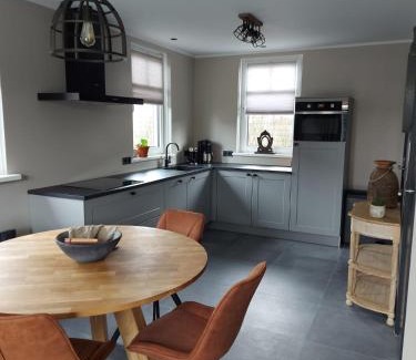 Grijpskerke Casa | NIEUW Vakantiewoning Nimmerdor, Grijpskerke, dichtbij strand en stad