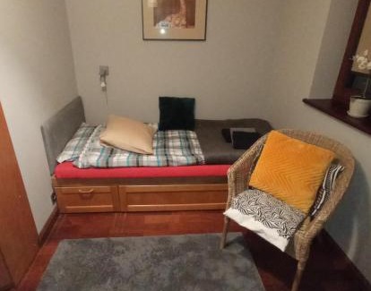 Aniolki Casa | Niewielki pokój jedno lub dwuosobowy w dużym mieszkaniu w Gdańsk Wrzeszcz ul Smoluchowskiego koło Akademii Medycznej - cooliving