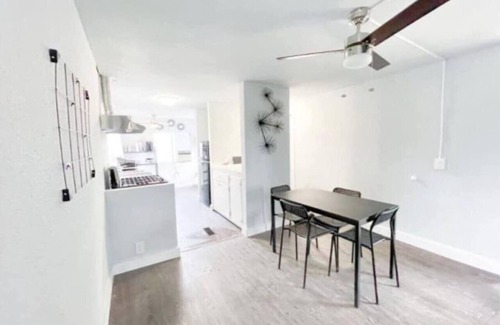 Visalia Casa | Nifty Trailer with Spacious Parking