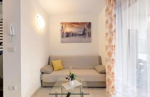 Predazzo Apartamento | Night and day 3