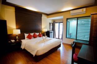 Chang Khlan Hotel | Night Bazaar Inn