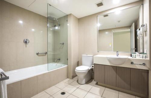 Narrabeen Hotel | Nightelier Narrabeen