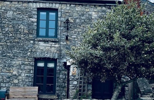 Vale of Glamorgan Cabaña | Nightingale Cottage
