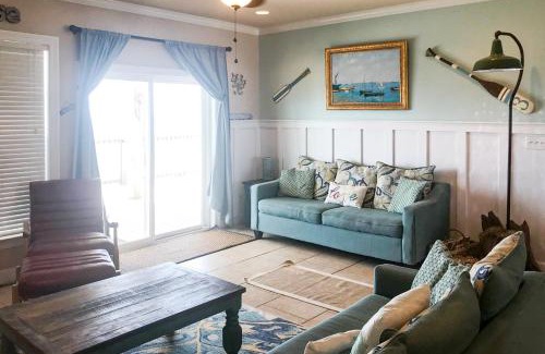 Dauphin Island Casa | Nightingale