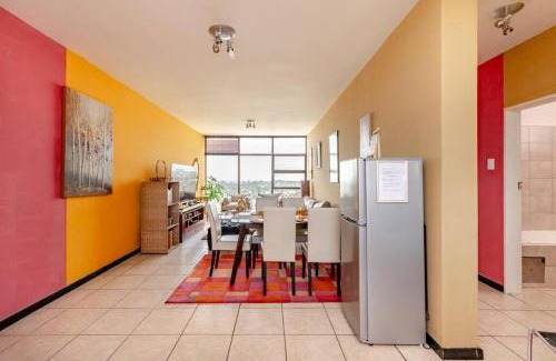 Edenvale Apartamento | Nights in the Sky, 13th floor with city views