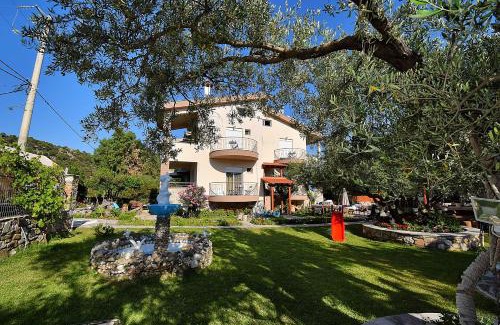 Elia Casa | Nikiti Spathies Resort - Studio apartment by Spathies Beach