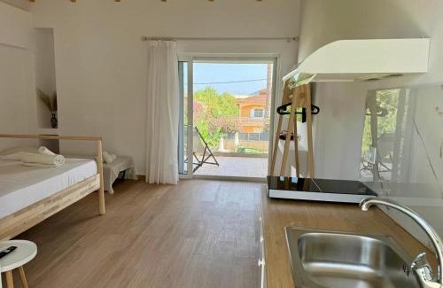 Agios Sostis Casa | NikLuDin suites & studios