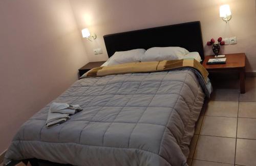 Paradisi Casa | Nikolettas Studios Traditional House