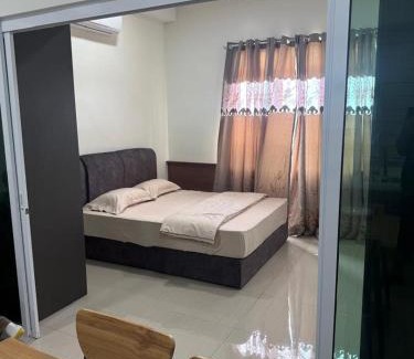 Nilai Apartamento | NILAI HOMESTAY ROOFTOP SKYWALK at MESAHILL PREMIER by STAY COZY