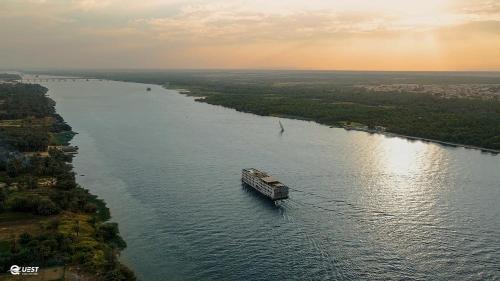 Luxor Hotel | Nile Quest Cruise - 4 or 7 Nights From Luxor each Saturday and 3 or 7 Nights From Aswan each Wednesday