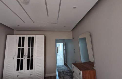 Cairo Apartamento | Nile Retreat The perfect Nile and Pyramids View in Maadi شقة فندقية علي النيل مباشرة