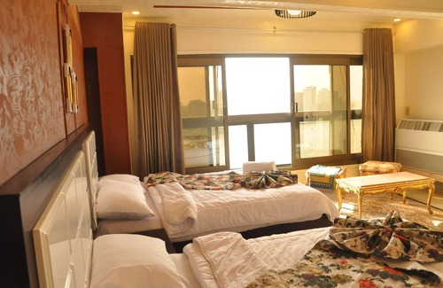 Al Manial Hotel | Nile sky hotel and suites