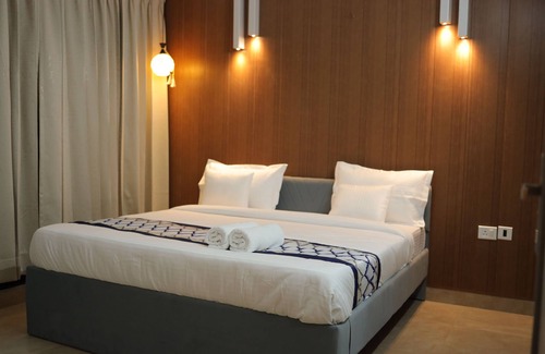 Noida Hotel | Nimantrana