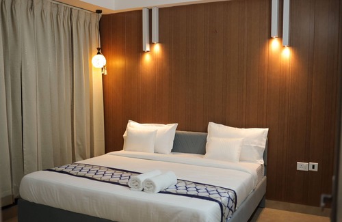 Noida Hotel | Nimantrana