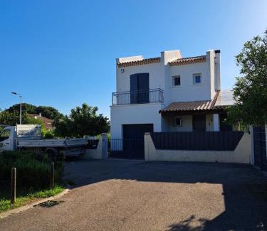 Garons Casa | Nimes-Camargues