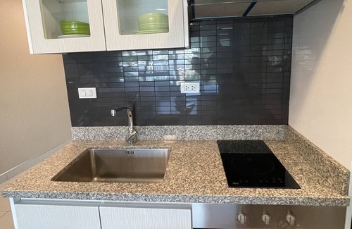 Nimman Apartamento | Nimman Studio with FREE Motorbike - Kitchen - View - Pool - Chom Doi 2