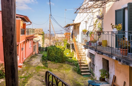 Aleimmatades Apartamento | Nina's Traditional House by Estia