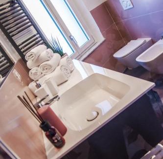 Alba Apartamento | NINARY APARTMENTS a due passi dal centro storico