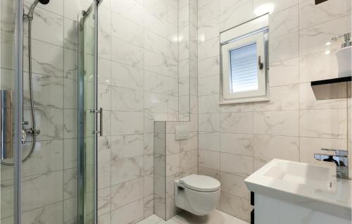 Arbanija Casa | Nine-Bedroom Holiday Home In Arbanija
