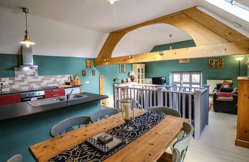 Birchover Cabaña | NINE LADIES, family friendly, character holiday cottage in Birchover