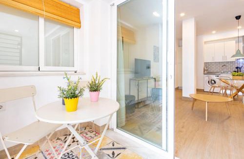 Encarnacion-Regina Apartamento | Nine O'Clock Metrosol