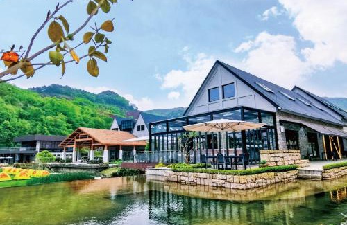 Ningbo Hotel | Ningbo Half Mountain Water Resort