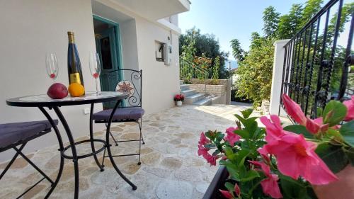 Vathy Casa | NIOS Luxury House & Studio