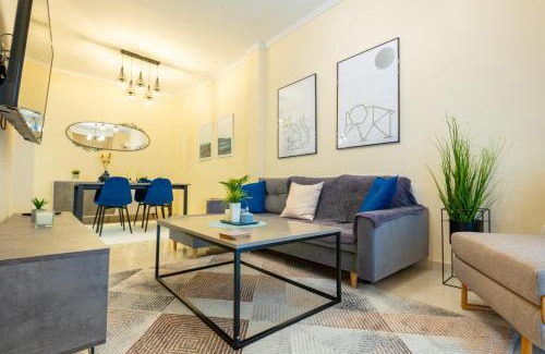 Thessaloniki Apartamento | Niovi Stylish Apt - Walk to Promenade - 500 Mbps