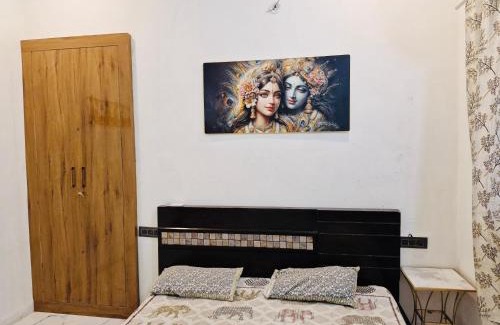 Barsana Apartamento | Nirmal sadan Homestay