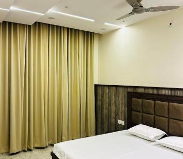 Lucknow Casa | Nirvana Lawn