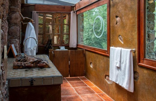 Atotonilco Hotel | Nirvana Restaurant & Retreat