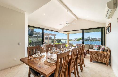Yamba Casa | Nirvana Waters - Waterfront with Pool