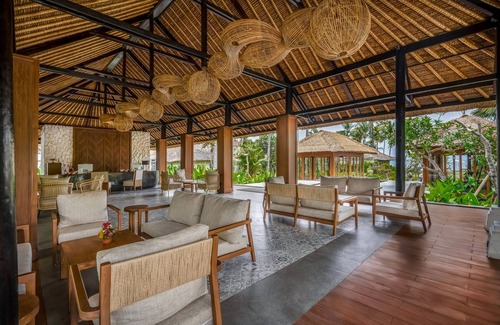 Candi Dasa Hotel | Nirwana Beach & Resort