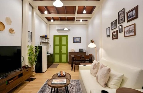 Chakkrawat Casa | Nivas Wanit 2 BR+1 SFB Yaowarat/MRT/Entire house 80 m²