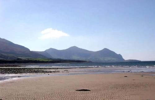 Dinas Casa | Niwl-y-Mynydd