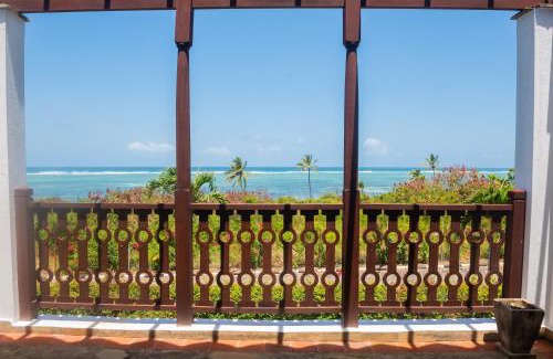 Mtwapa Casa | Njakaimba Beachfront Villa.