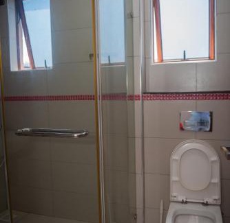 Mtwapa Casa | Njakaimba Beachfront Villa.