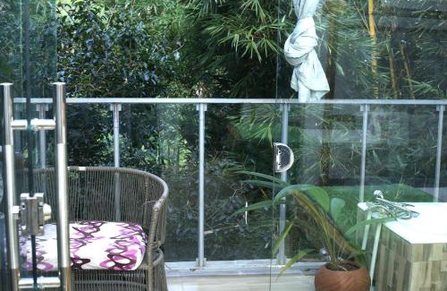 Entebbe Cabina | Nkofu Forest Cottage - Kitende