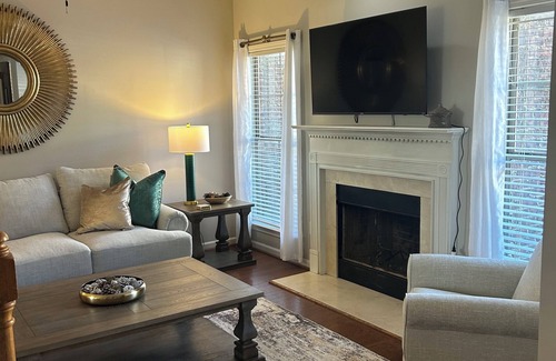 Hoover Casa | Large Home in Hoover Minutes from the MET
