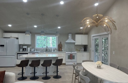 Bass Harbor Casa | Luxury Vacation Home 3bd2ba MDI, wheelchair accessible - Bass Harbor Lighthouse
