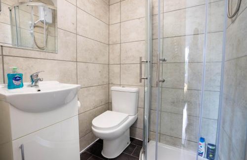 Aylesbury Apartamento | No 02 Studio Flat Available near Aylesbury Town Station
