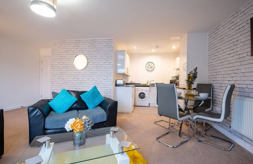 Mansfield Apartamento | Moderno-Apartamento-Baño Privado-Vista al patio
