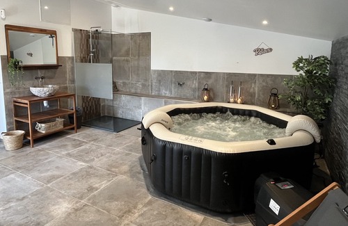 Canchy Casa | No.2 By The Fields