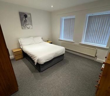 Sefton Park Apartamento | No 2 - LARGE 1 BED NEAR SEFTON PARK AND LARK LANE